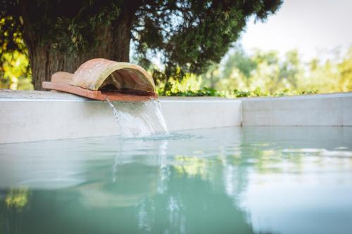 Piscine de l'établissement Le Pozze Terme B&B ou située à proximité