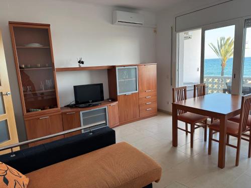 Dapur atau dapur kecil di Apartamento playa 2