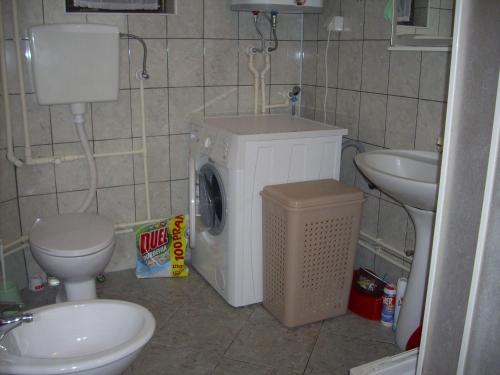 Ванна кімната в Guest House Nada