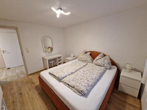 Posteľ alebo postele v izbe v ubytovaní Apartment Bergblick