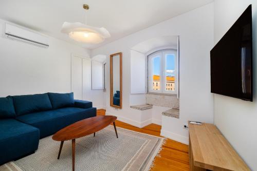 WHome Exclusive Stay in a Prime Location with River View