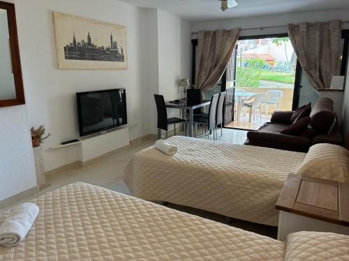 Holiday studio Apartment in Castle Harbour , Los Cristianos
