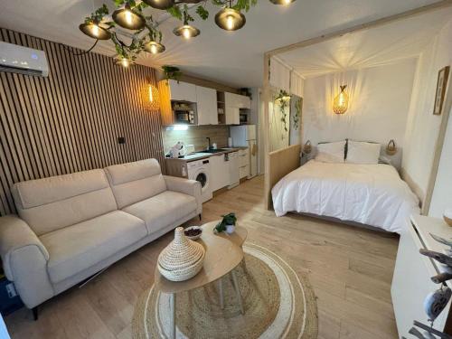 Studio entièrement rénové avec grande terrasse pour 4 personnes - Cap d'agde