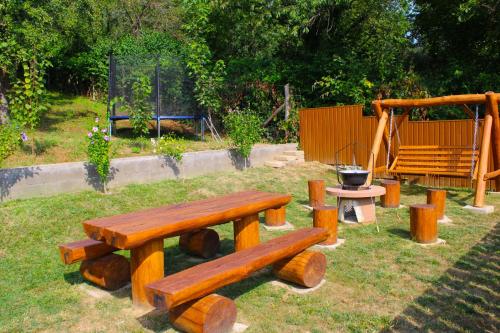 Taman di luar Nagy-Völgy Vendégház