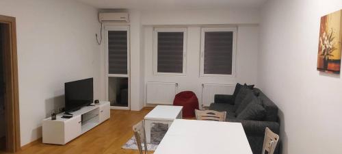 Double BO Apartment