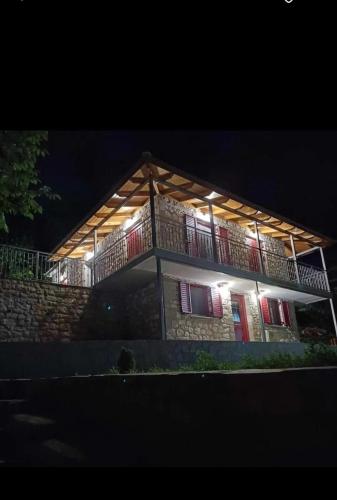 Mountain View Apartment