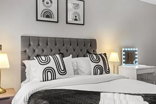 Luxury meets Comfort - The Pressworks photo 11