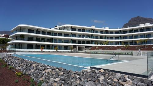 Atlantic Home - Two-Bedroom Premium Apartment