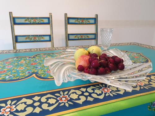 Makanan di atau berdekatan apartmen