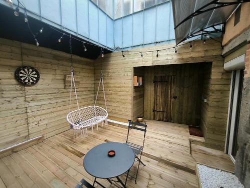 サン・シャモンにあるLove Room, studio Woody Spa , Balnéoのギャラリーの写真