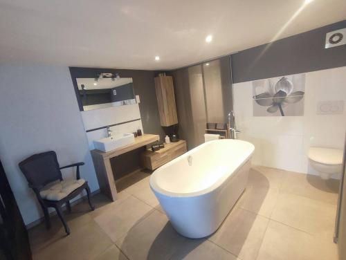 Φωτογραφία από το άλμπουμ του studio chambre 45m2 σε Grande Riviere