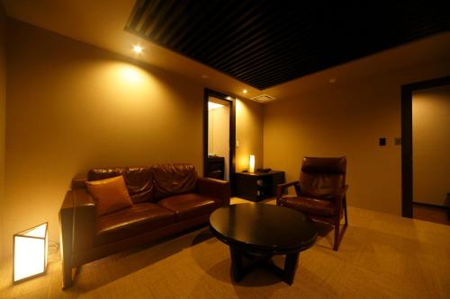 Posezení v ubytování Tetsuka Ryokan