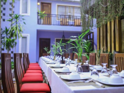 Restoran atau tempat lain untuk makan di Cheata Residence