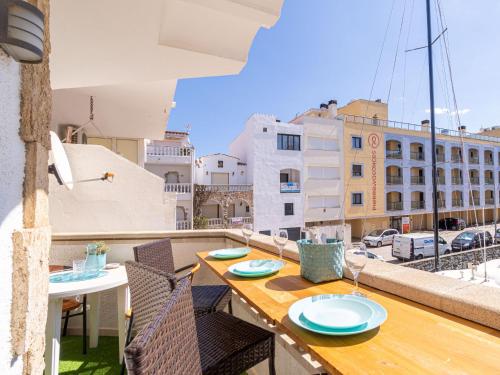 Apartamento con vista al canal Caballito Goertz.