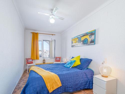 Apartamento con vista al canal Caballito Goertz.