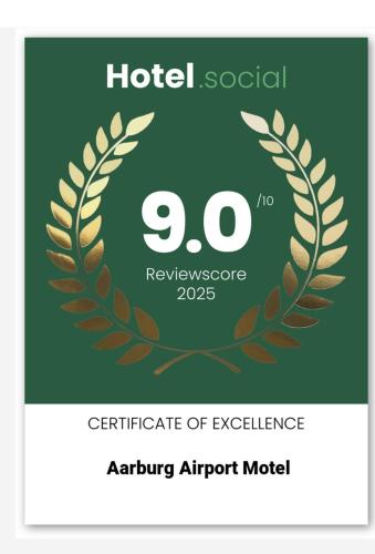 a certificate of excellence for a hotel with a laurel wreath at Aarburg Airport Motel in Christchurch