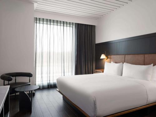 Origin Kansas City, a Wyndham Hotel Image