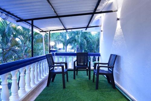 Fotografie z fotogalerie ubytování 3BHK Flag Ship Villa v destinaci Lonavala