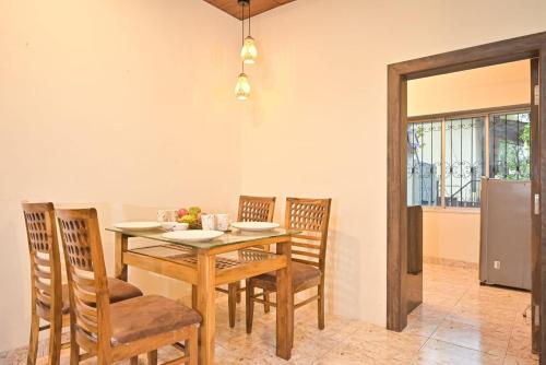 Fotografie z fotogalerie ubytování 3BHK Flag Ship Villa v destinaci Lonavala