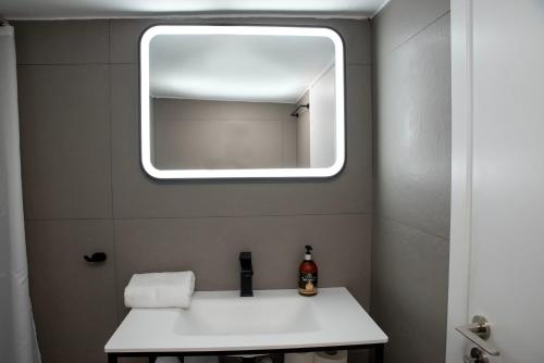 Esperidon Luxury Apartment Glyfada