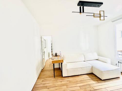 Elegant Area and Center of Paris