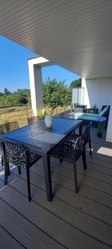 Bel appartement, grande terrasse côté mer Kerroc'h