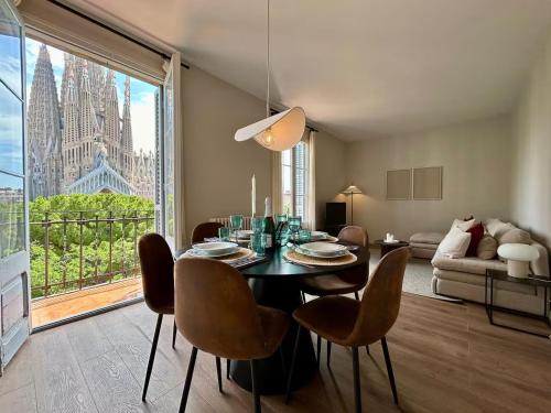 BarcelonaForRent Plaza Sagrada Familia