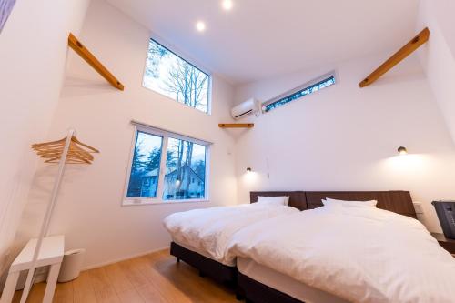 Flagpole Villa Hakuba