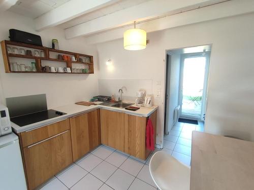 Η κουζίνα ή μικρή κουζίνα στο Mini-loft