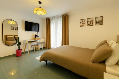 Studio Compans central avec balcon - métro & Université Capitole à pied - checkIn autonome