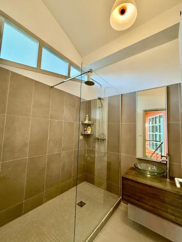 Maison indépendante climatisée 2chambres et 1mézzanine 110m2