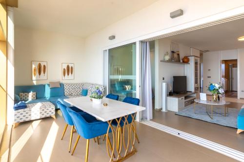 Χώρος καθιστικού στο Skypartment Intempo Benidorm