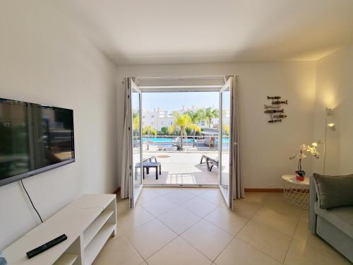 Cabanas d'Alma T1 by YHA