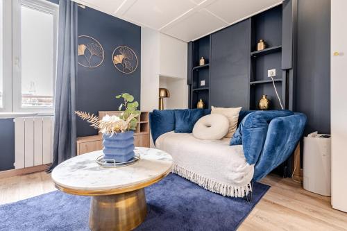 Χώρος καθιστικού στο Le Bertin- cosy appartement Montfermeil