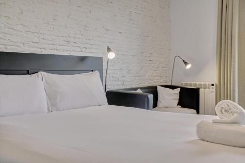 Apartamentos Vinomium by Clabao