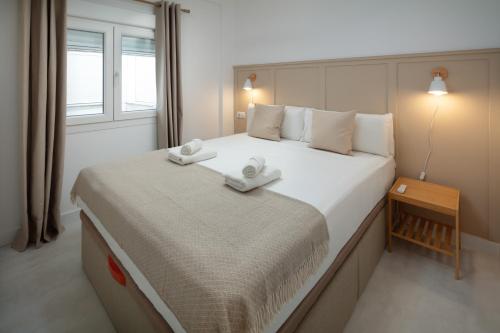 Modern apartment 300m from beach