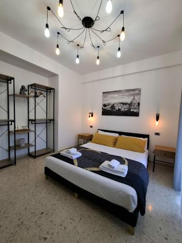 Rome Lumina - Bright two-room apartment near Metro C, 6 stops from the Colosseum