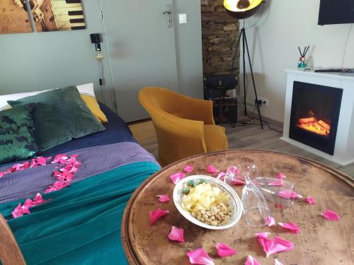 Posezení v ubytování Gite Nougaro 2 pers private spa ouvert à l'année