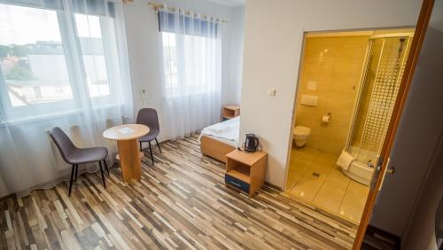 Koupelna v ubytování Meduza ośrodek wczasowy