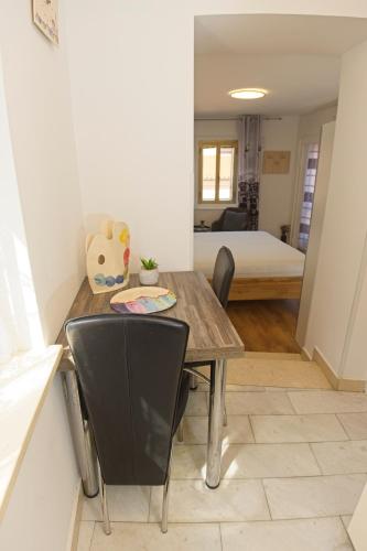 Zona de estar de Apartments Lara with more affordable parking