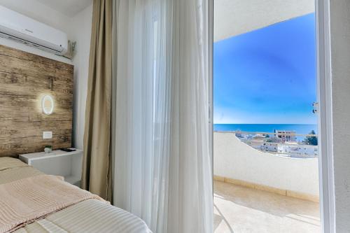 ドプラー・ヴォダにあるStudio Apartments with balconyのギャラリーの写真