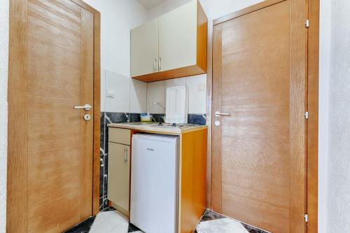 ドプラー・ヴォダにあるStudio Apartments with balconyのギャラリーの写真