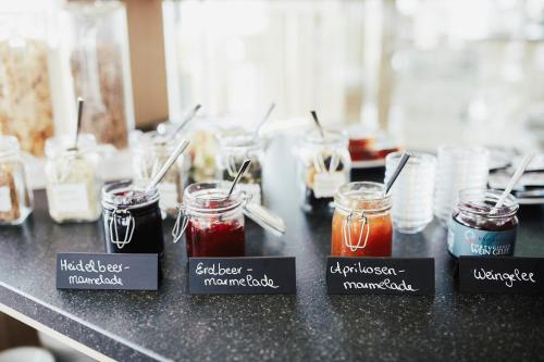 Minuman di MEYERHOF - Bioweingut, Vinothek & Gästehaus