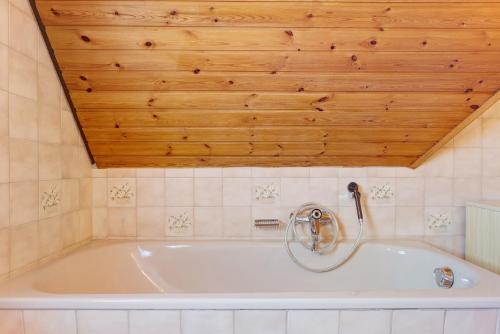 Ванная комната в Ferienhaus im Grund