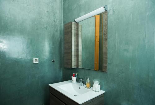 A bathroom at Villa Fenia