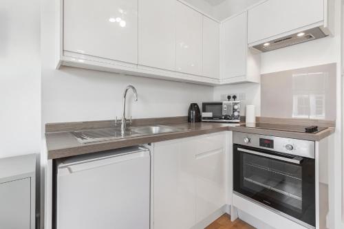 Cosy studio flat moments from the beach, Kemptown photo 21