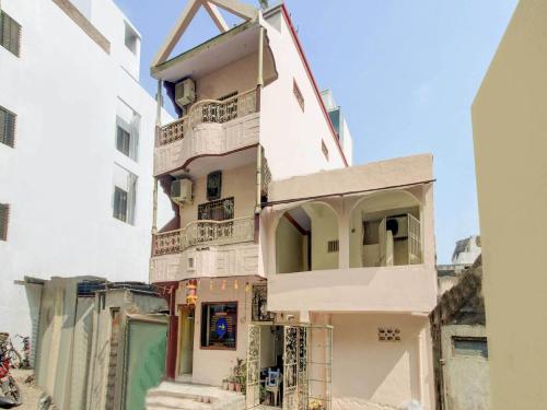 Φωτογραφία από το άλμπουμ του SPOT ON 63695 Hotel Sai Muskaan σε Shirdi