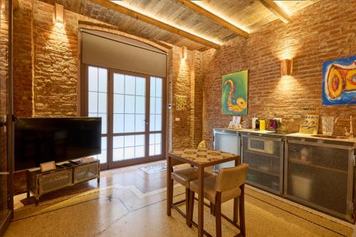 Emme Loft I White Moon - Contemporary Design Loft Milan