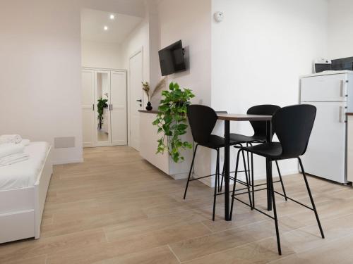 Domus Boccea - Vatican Apartment