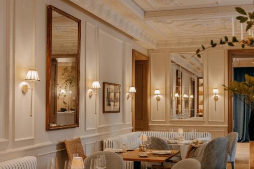 Posezení v ubytování Hotel Único Madrid, Small Luxury Hotels